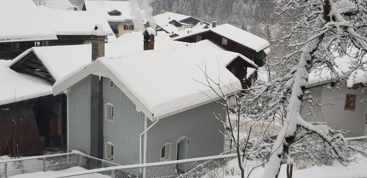 Casa Cuschina - Mit Sauna In Der Schoenen Surselva Dardin Eksteriør bilde